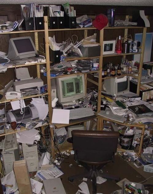 DTF7 photo archive image - Living room data center, paperwork edition